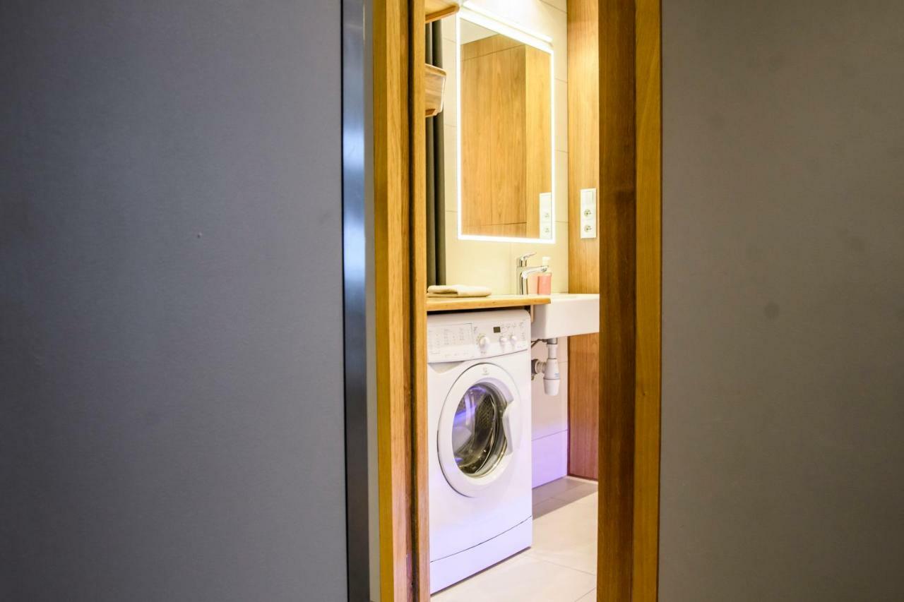 Ferienwohnung Chmielna Wood Lux Warschau Exterior foto