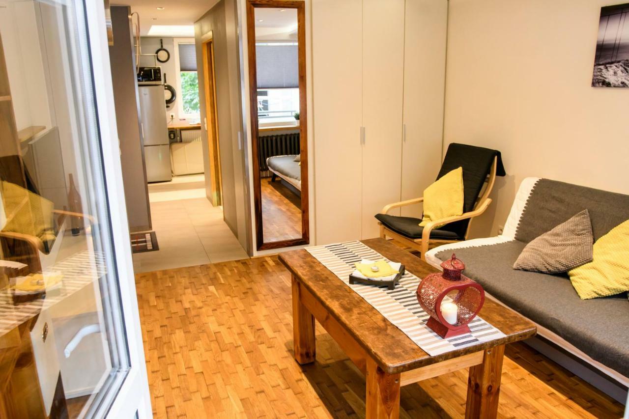 Ferienwohnung Chmielna Wood Lux Warschau Exterior foto