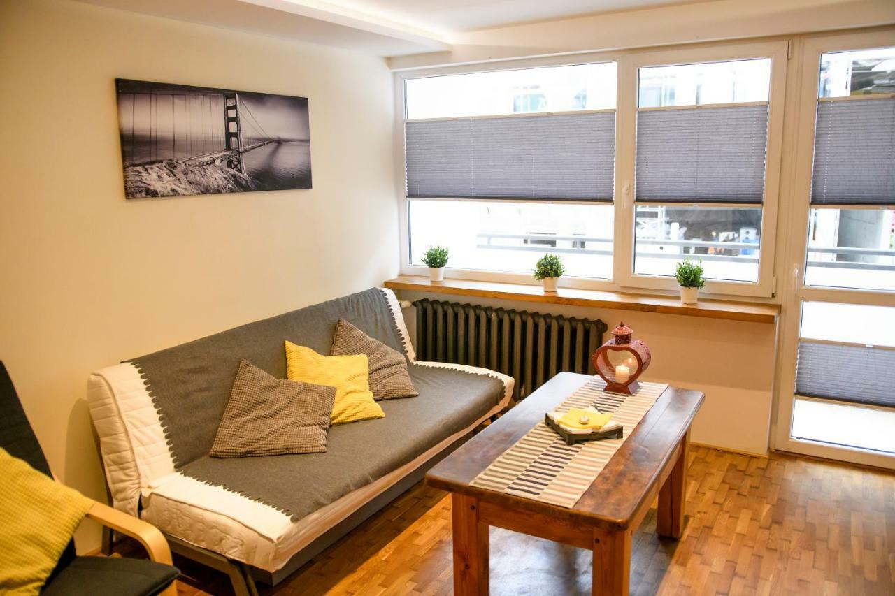 Ferienwohnung Chmielna Wood Lux Warschau Exterior foto