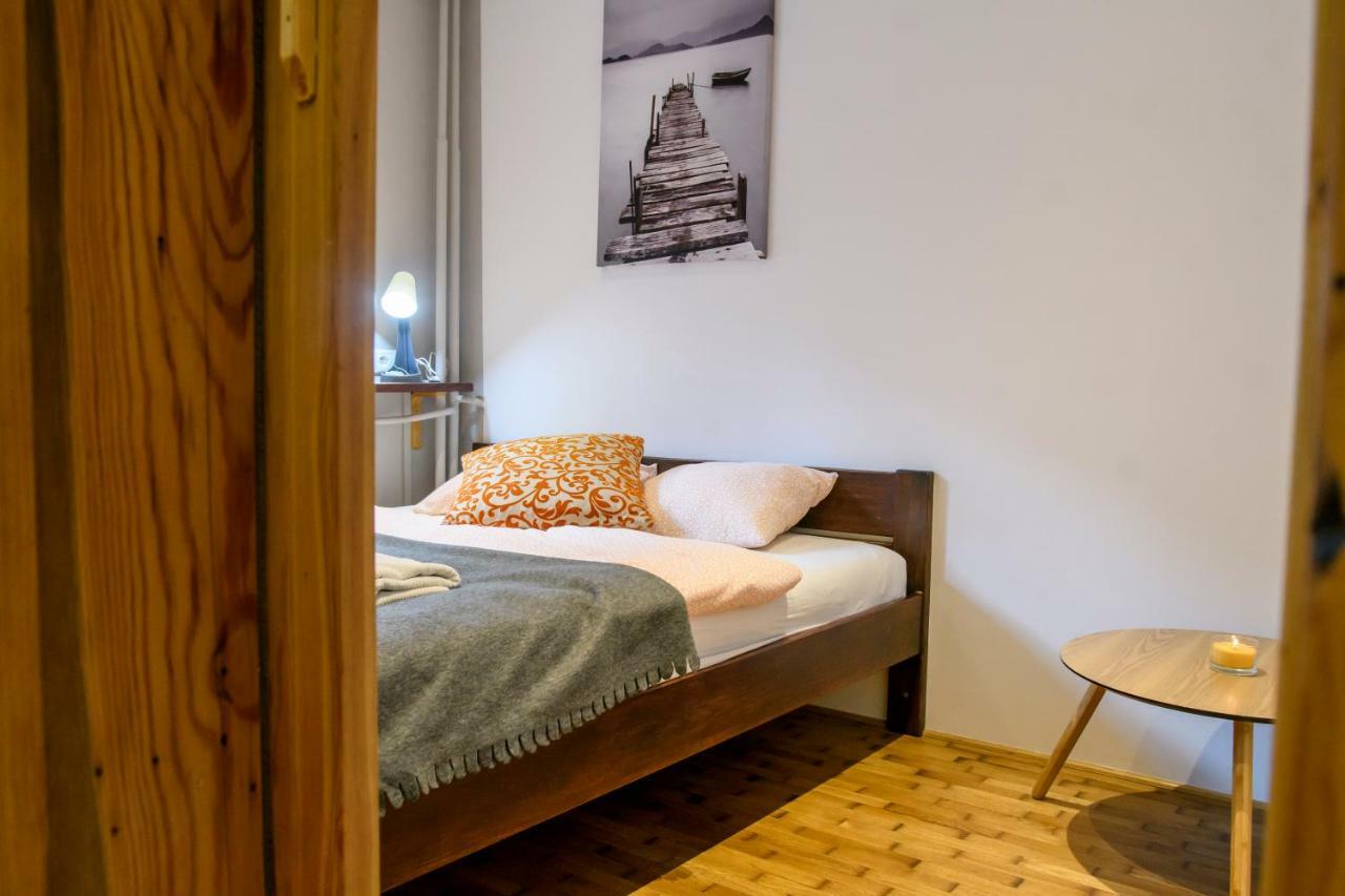 Ferienwohnung Chmielna Wood Lux Warschau Exterior foto