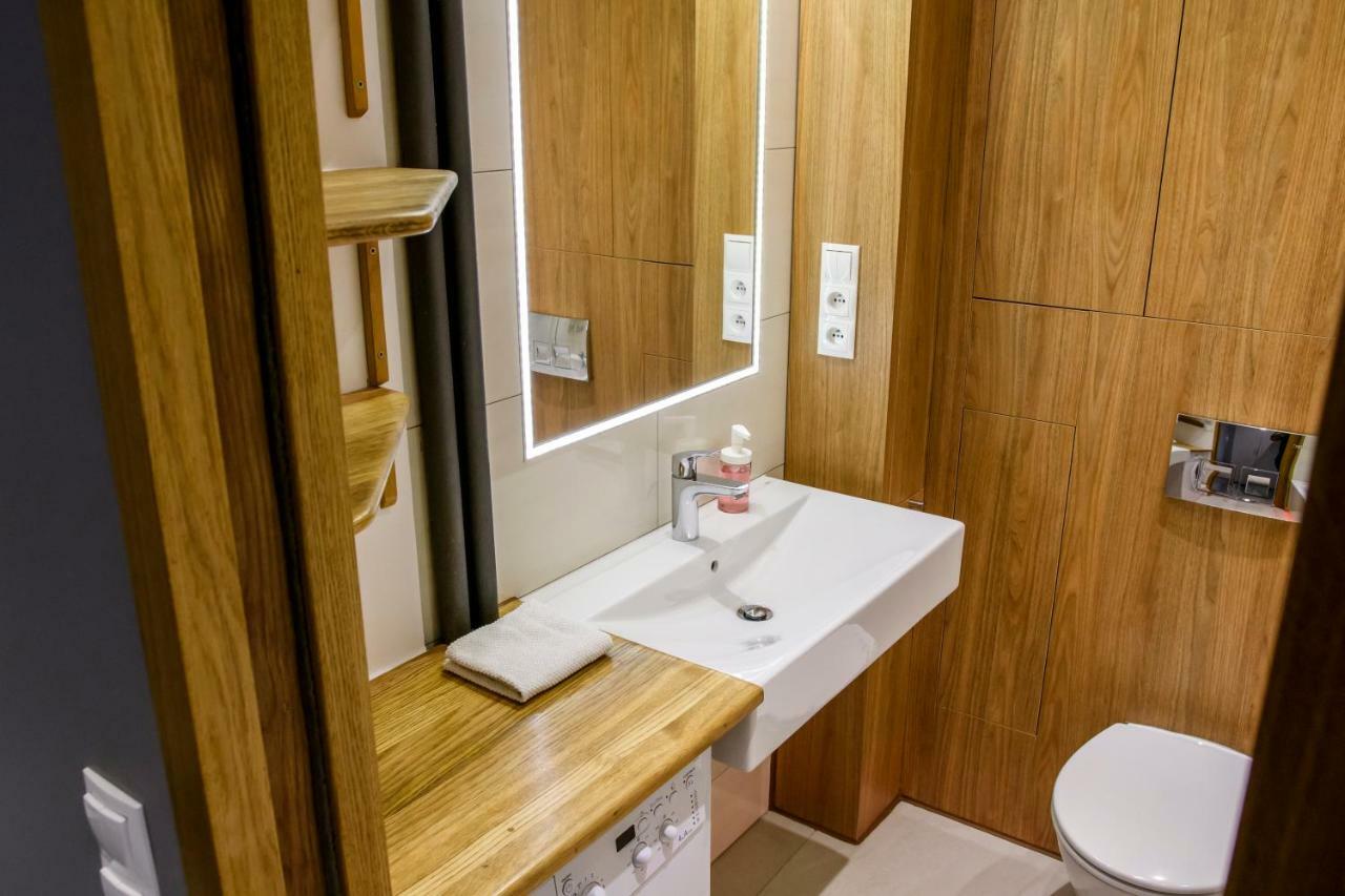 Ferienwohnung Chmielna Wood Lux Warschau Exterior foto