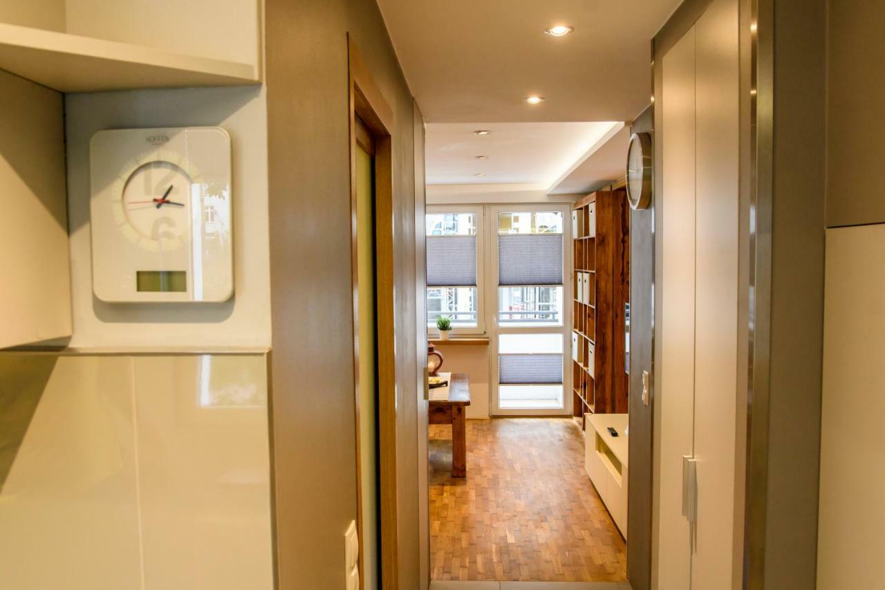 Ferienwohnung Chmielna Wood Lux Warschau Exterior foto